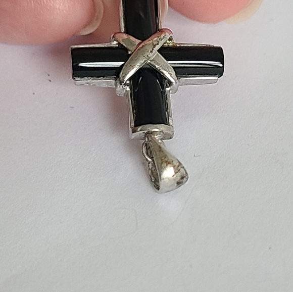 Vintage Boho Sterling Silver Black Onyx Handmade Carved Cross Pendant - Picture 8 of 9